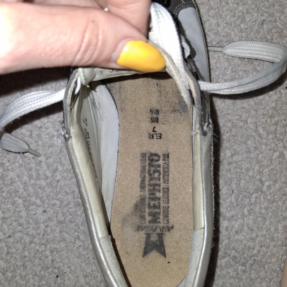 Mephisto stylish sneakers